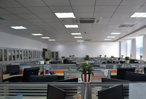 高低壓開關柜通電試驗臺適用于高低壓開關柜生產(chǎn)廠家對所生產(chǎn)的高低壓開關柜進行出廠前的各項通電試驗:高低壓開關柜
